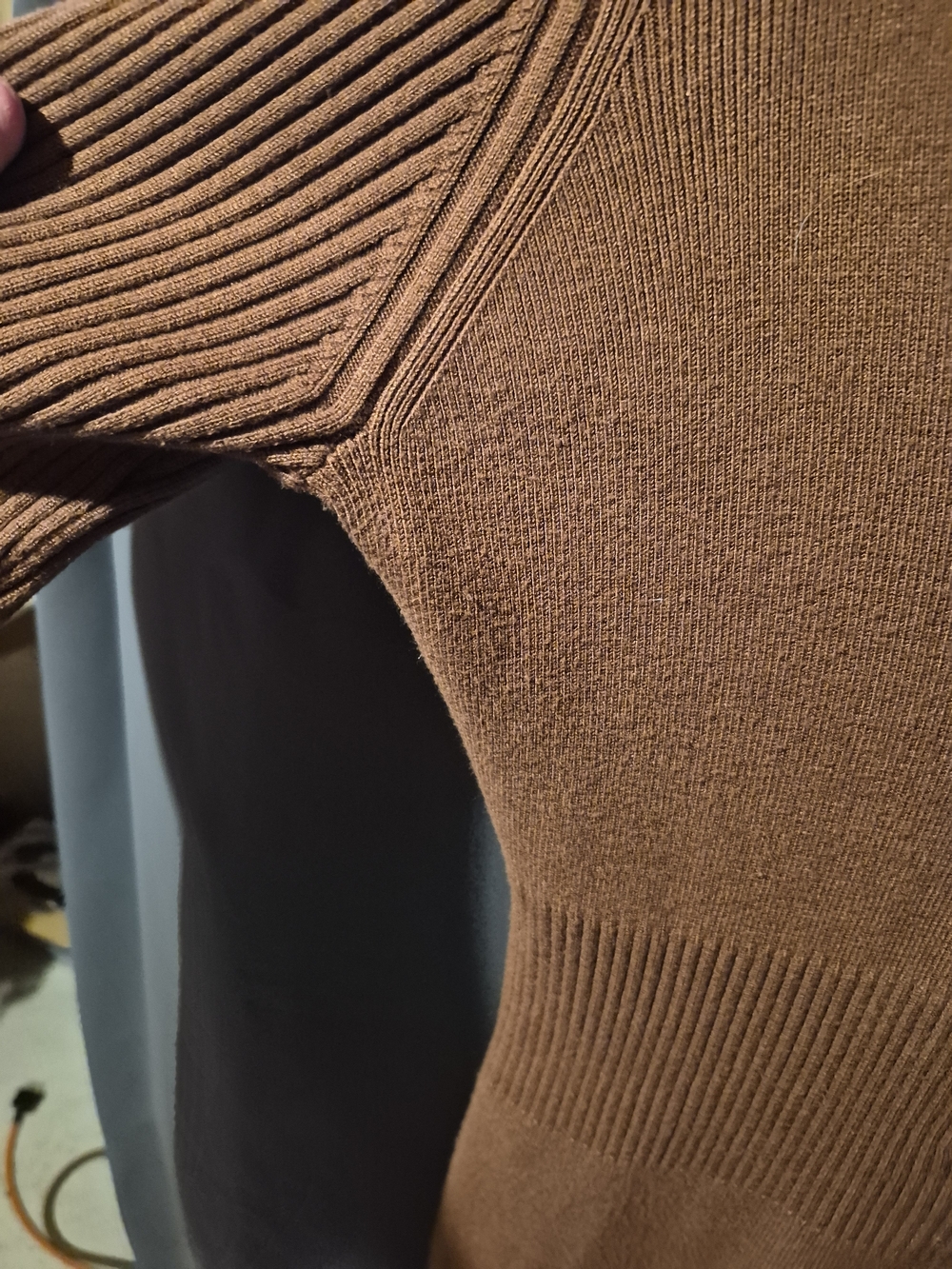H&M Chocolate Brown V-Neck Ribbed Button-Front Dress - Picture 3 of 5